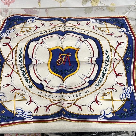 Mondi Blue and White scarf - Picture 6 of 6